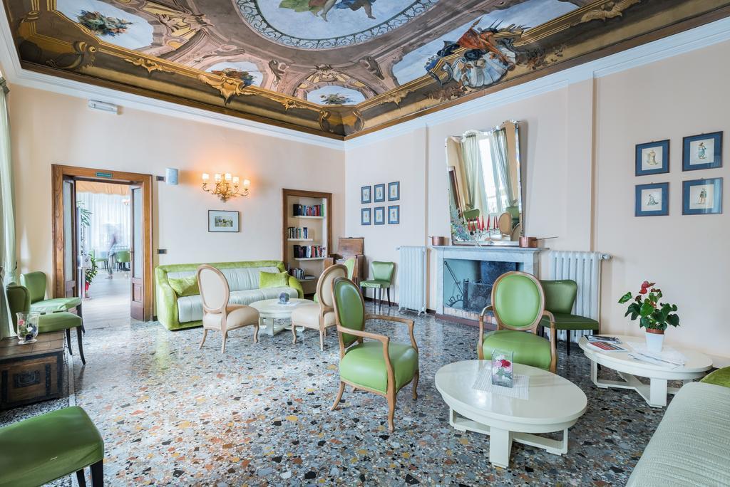 Villa Belvedere Como Lake Relais アルジェーニョ エクステリア 写真