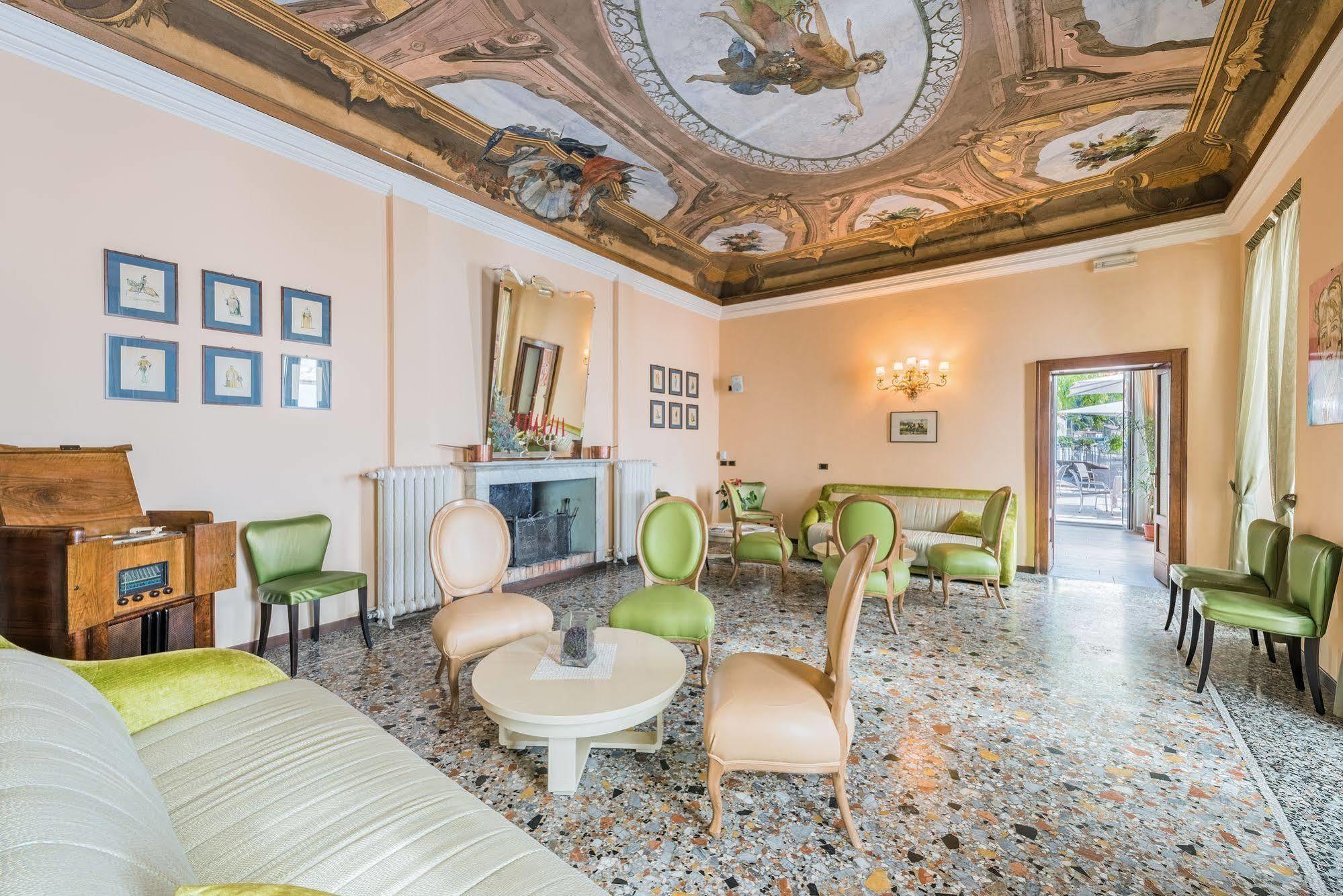 Villa Belvedere Como Lake Relais アルジェーニョ エクステリア 写真